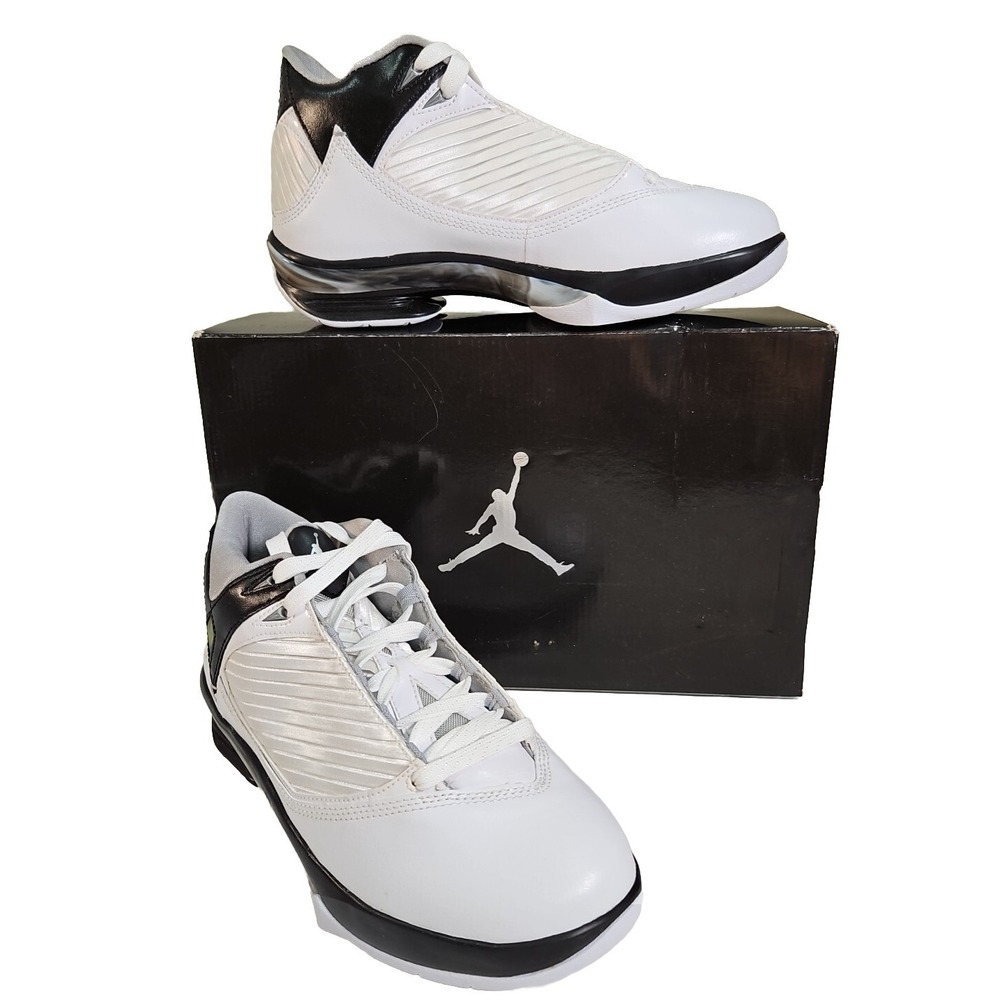 Nike Air Jordan 2009 Metallic Silver White Black 343602-161 GS Size 6.5Y Sneaker